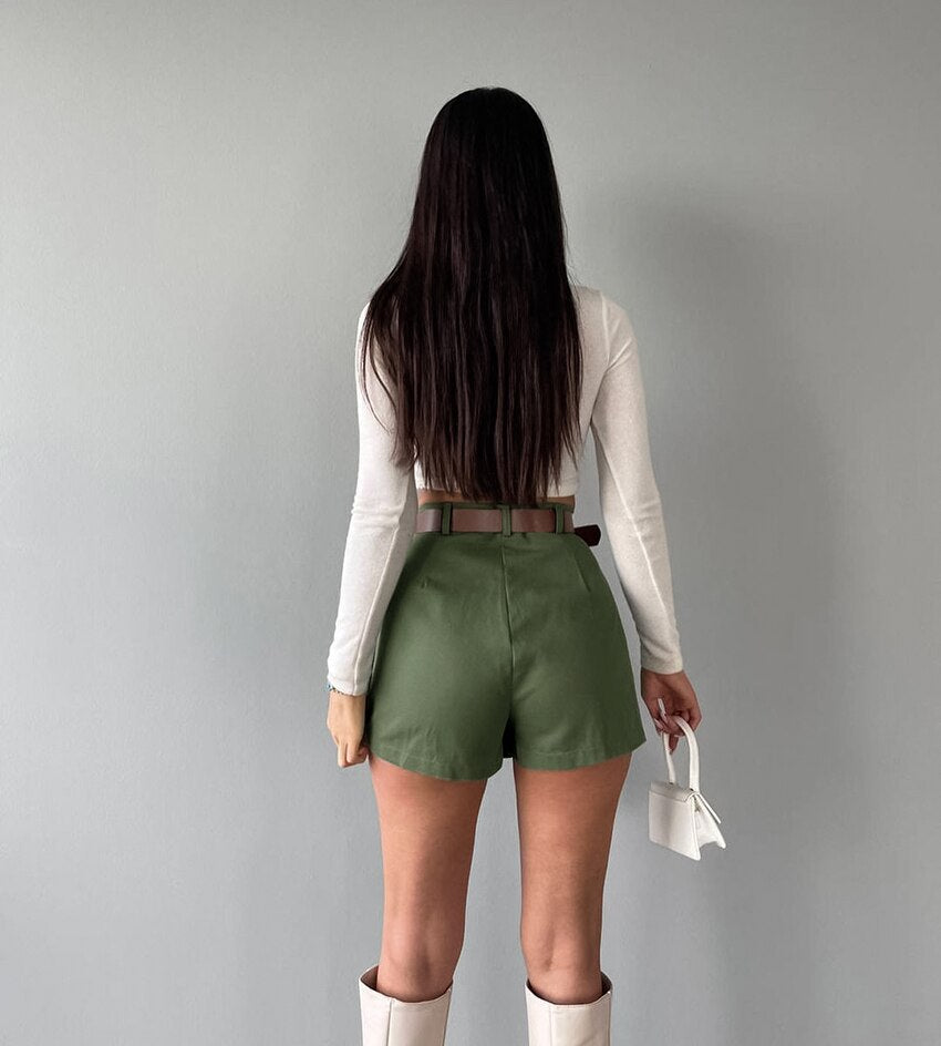 Tiana מכנסיים קצרים בגזרת חצאית