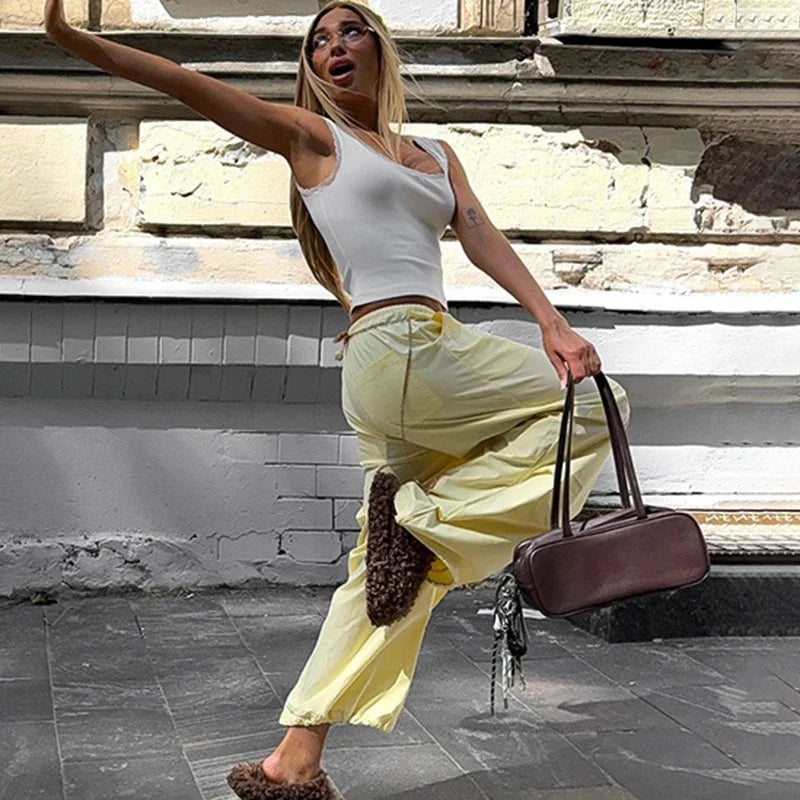 מכנס דגם אלה